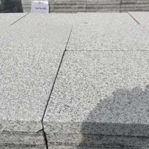 呼和浩特 白麻花岗岩石材推荐 荔枝面地铺石