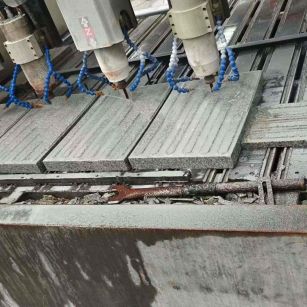 呼和浩特 芝麻白花岗岩荔枝面盲道雕刻