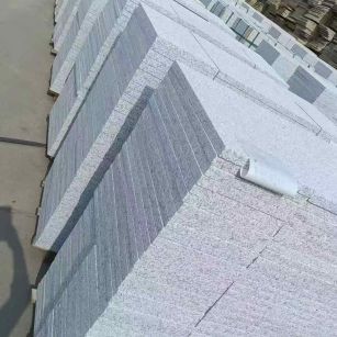 呼和浩特 白麻荔枝面花岗岩地铺石