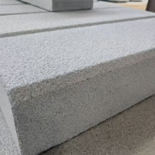 呼和浩特 芝麻灰荔枝面路沿石