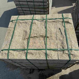 呼和浩特 黄金麻花岗岩石材自然面蘑菇石成品