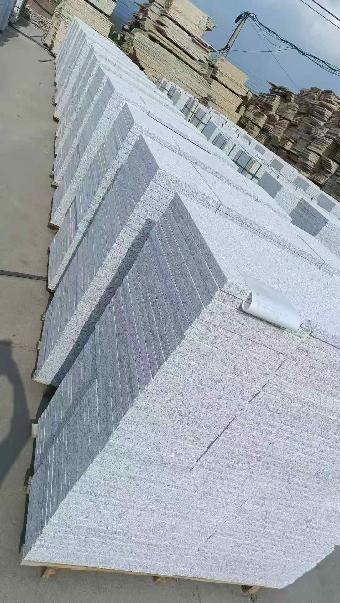 呼和浩特 白麻荔枝面花岗岩地铺石