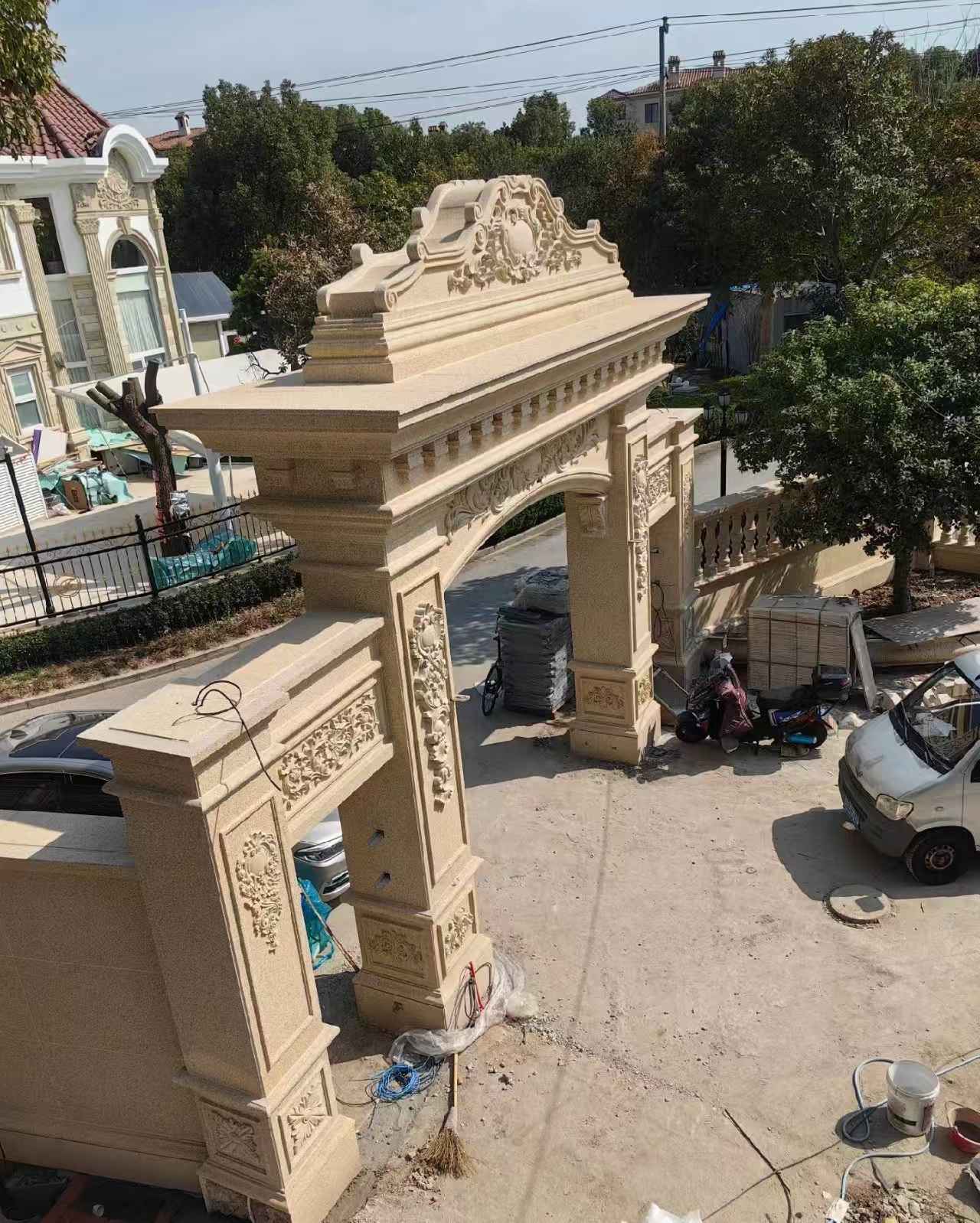 呼和浩特 黄金麻荔枝面花岗岩别墅门楼