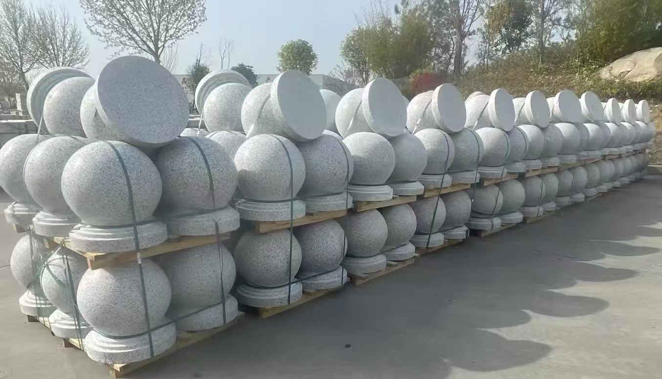 呼和浩特 白麻花岗岩石材圆球，石球，挡车球，隔离球，景观石球，风水球等
