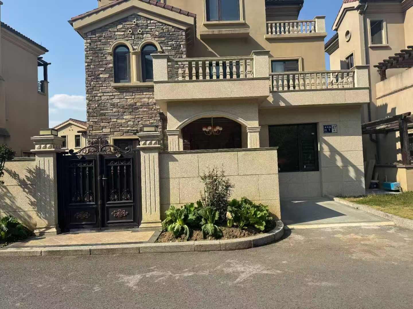 呼和浩特黄金麻别墅案例展示