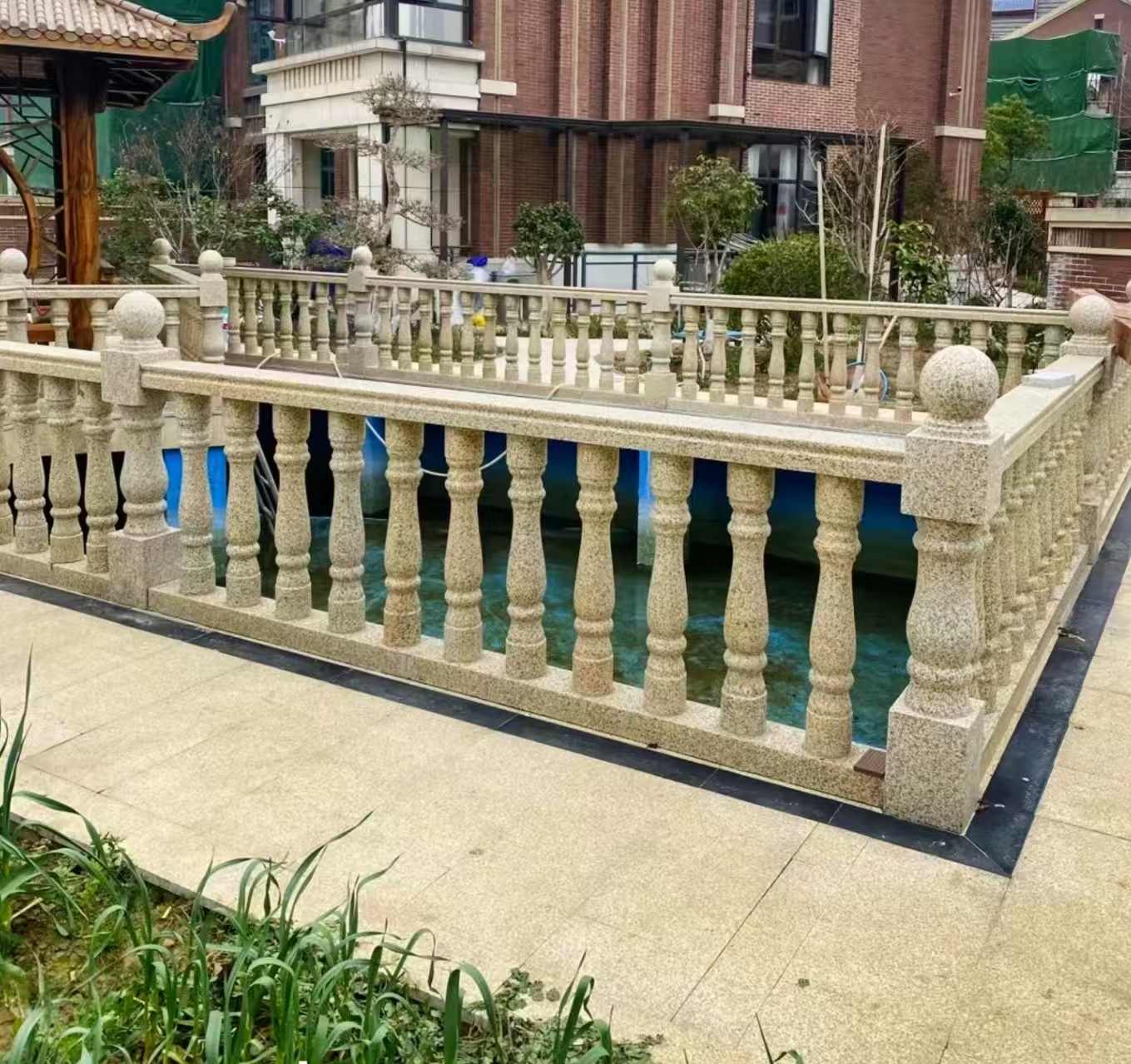 呼和浩特黄金麻花岗岩石材栏杆，扶手，将军柱，花瓶柱