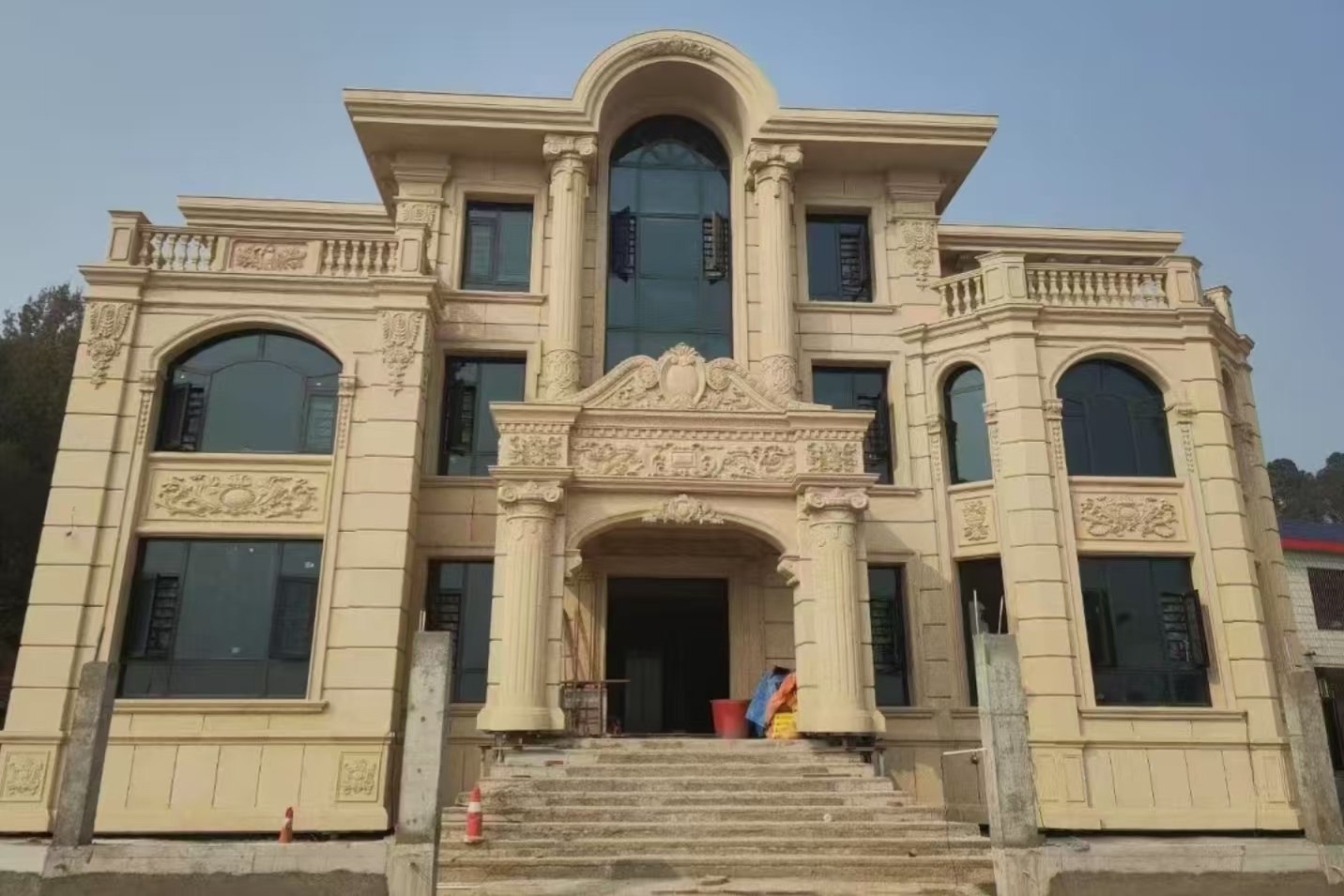 呼和浩特 黄金麻花岗岩别墅外墙干挂