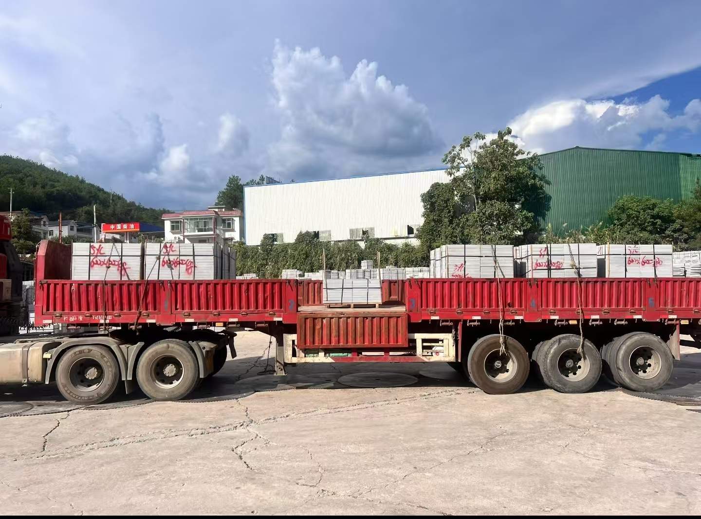 呼和浩特 芝麻灰花岗岩地铺石出货日常