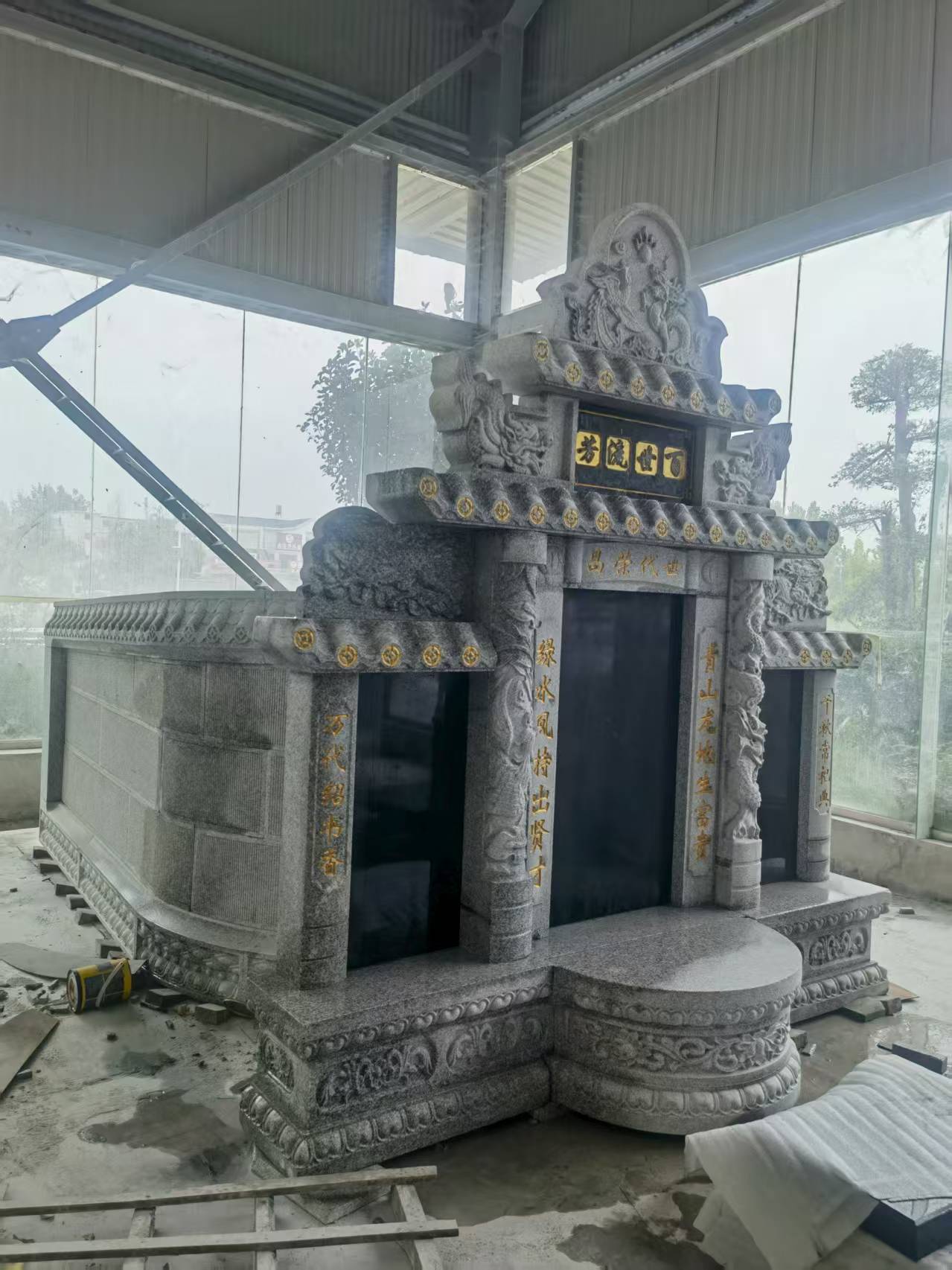 呼和浩特 芝麻白墓碑效果展示图